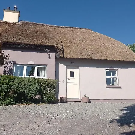 Remarkable 3-bed House In Vakantiehuis